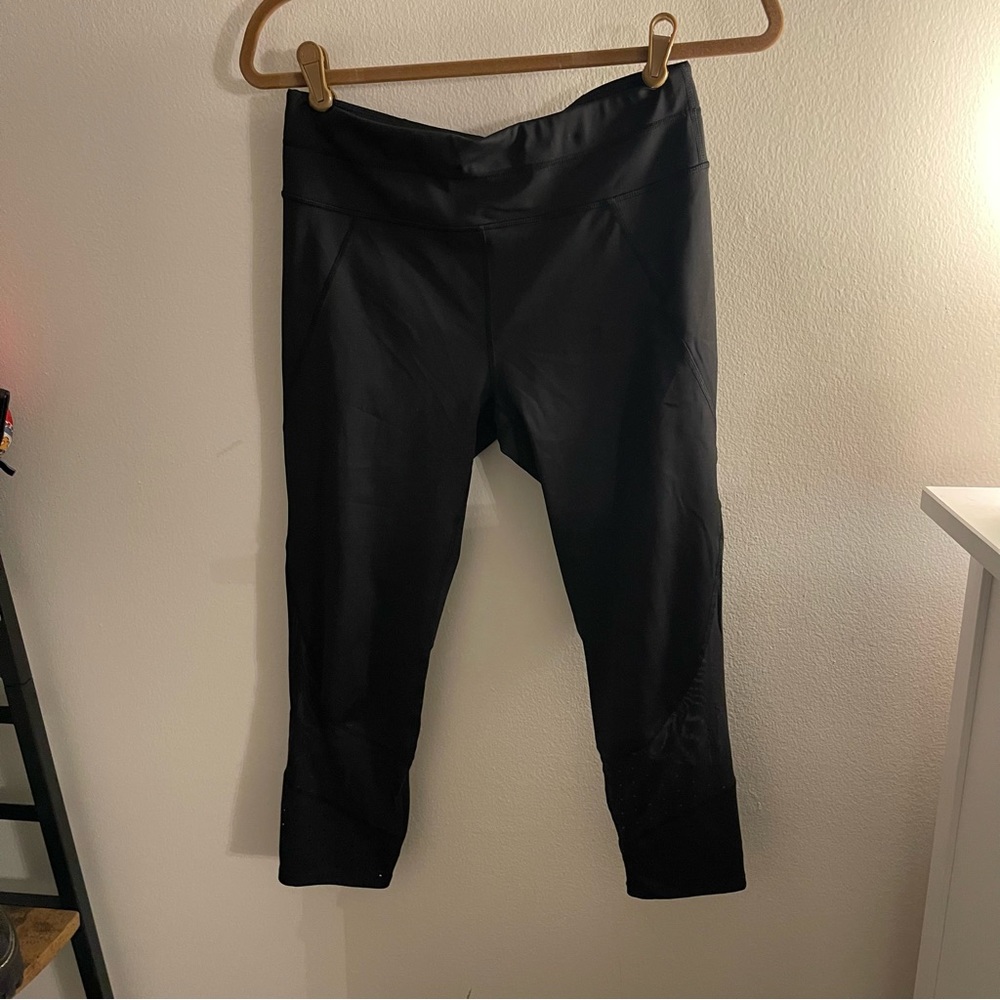 Athleta Cropped Leggings Black Size M